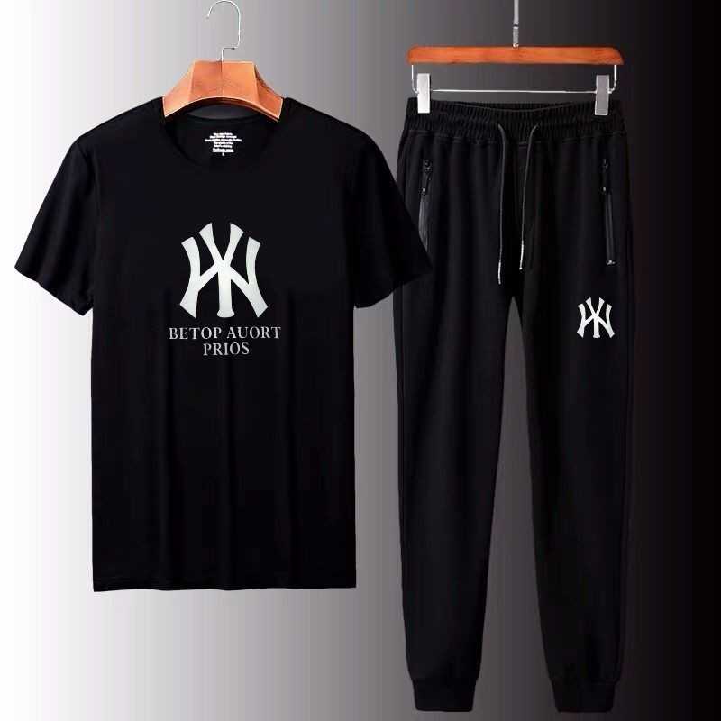 高端潮牌男装货源，万种热销网红服饰批发，厂家直销