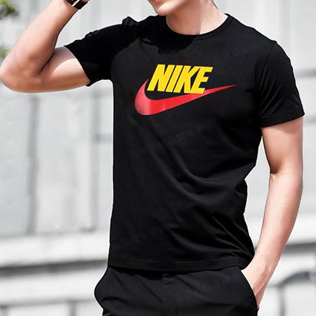 广州服装厂家一手货源，专注各种运动服代理一件代发