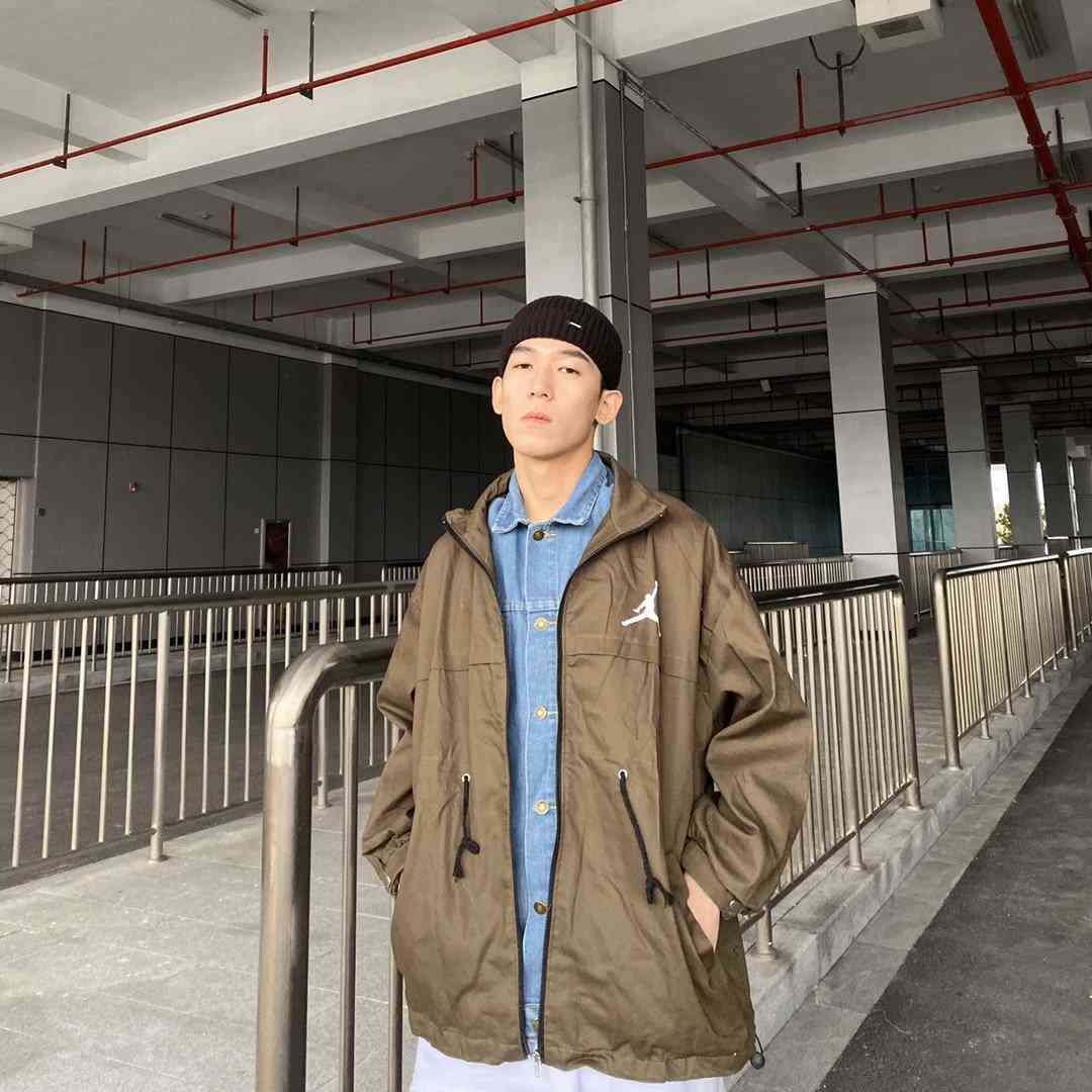 原单正品男装代销货源 实体店 档口批发