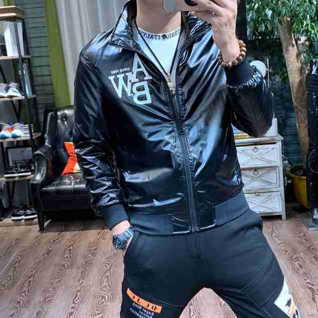 各大潮牌服装批发货源,潮牌服装代理
